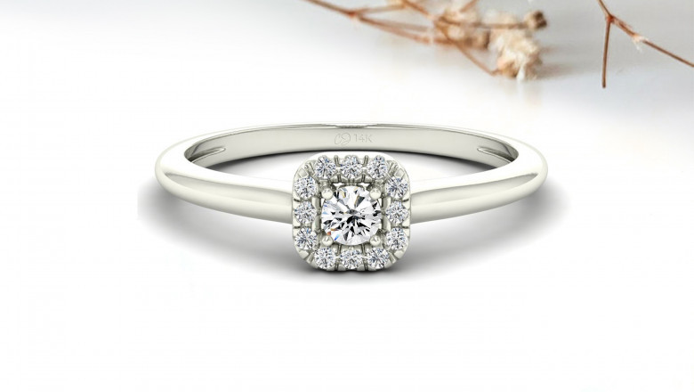 Gorgeous Diamond Rings quickly transform a simple attire into one that delights.