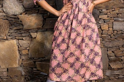 Serve The Stylish Look With This Exclusive Designer Kurti