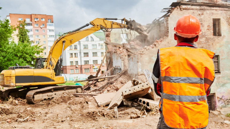 6 Reasons Why a Building Needs To Be Demolished