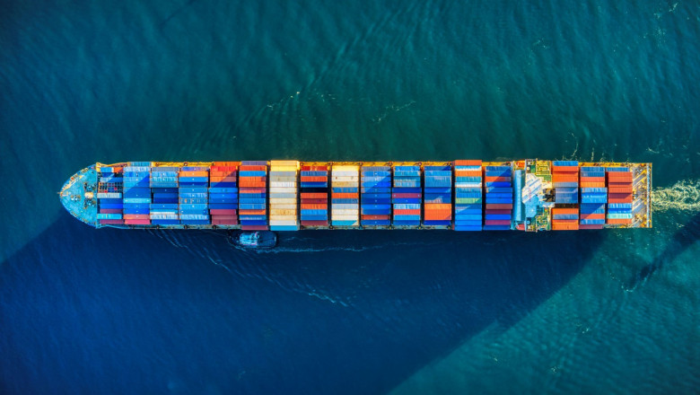 Containership orders zoom in 2021, says VesselsValue