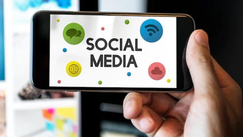 Why you cannot skip Social Media for making a Brand Popular
