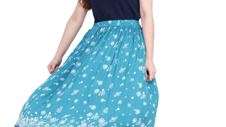 How to Style a Wrap Around Skirt