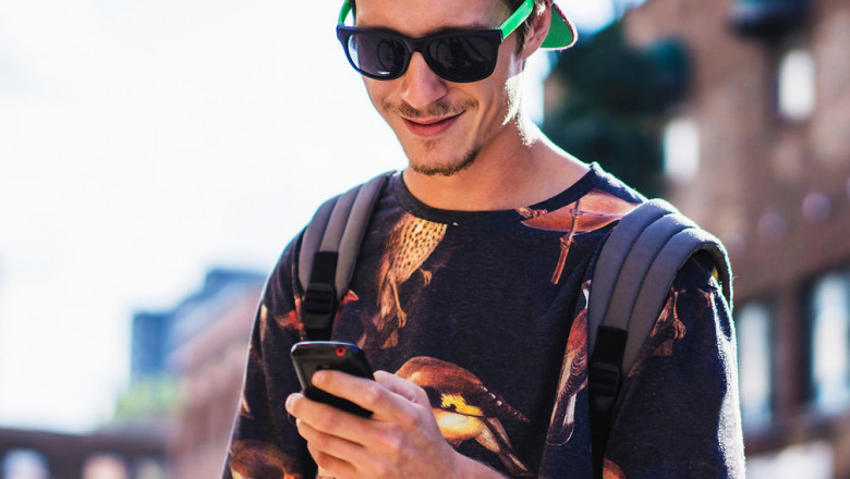 Create Your Personalized T-Shirt Online