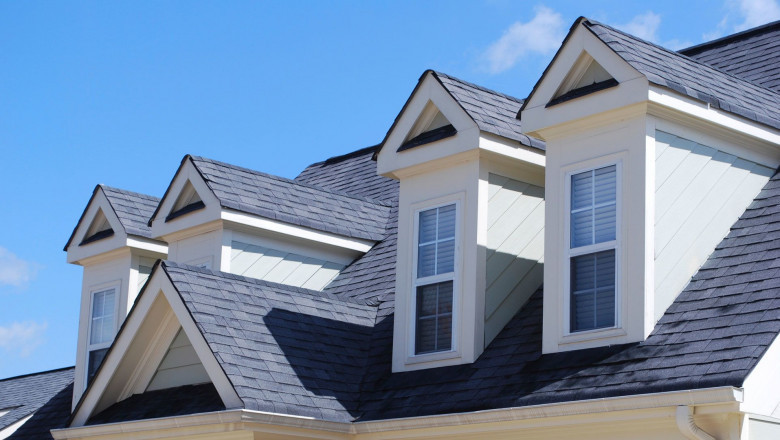 Benefits of Hiring Local Roofing Contractors