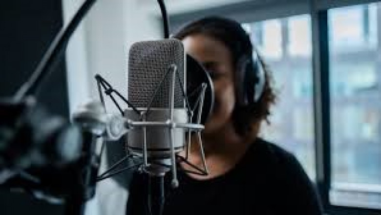 How to Train and Practice for Voiceover