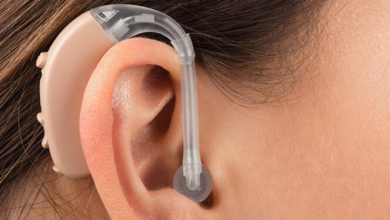 What are the four different types of hearing aids available?