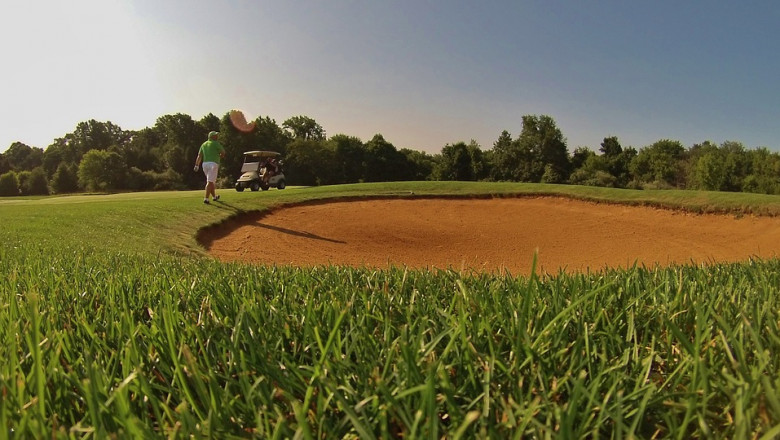 Is Living in a Country Club Community a Good Idea?