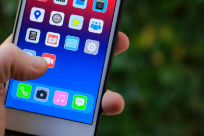 WHAT ARE THE DIFFERENT TYPES OF YOUTUBE ADVERTISEMENTS?