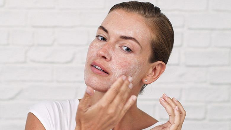 5 Ways to Exfoliate Your Skin Naturally
