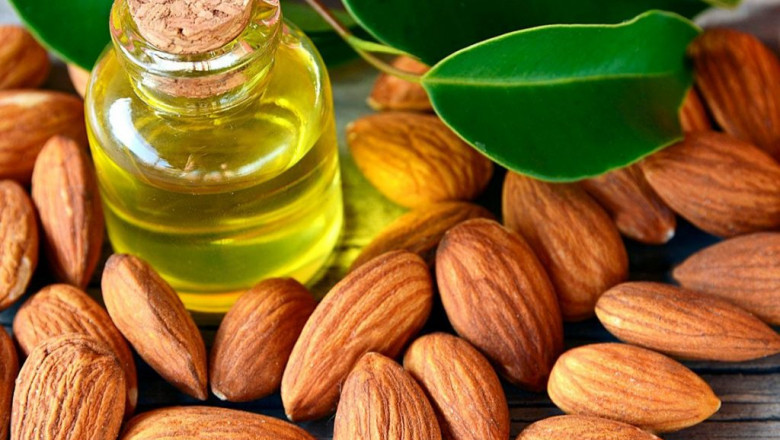 Does sweet almond oil clog pores?
