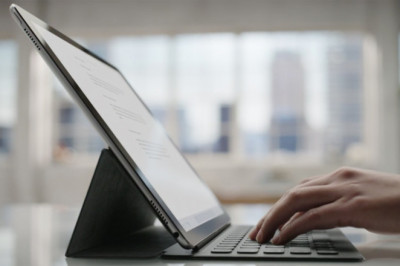 Central Email Signature Management - Green signature