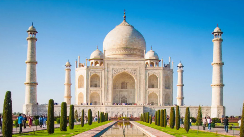 Taj mahal day tour from Delhi