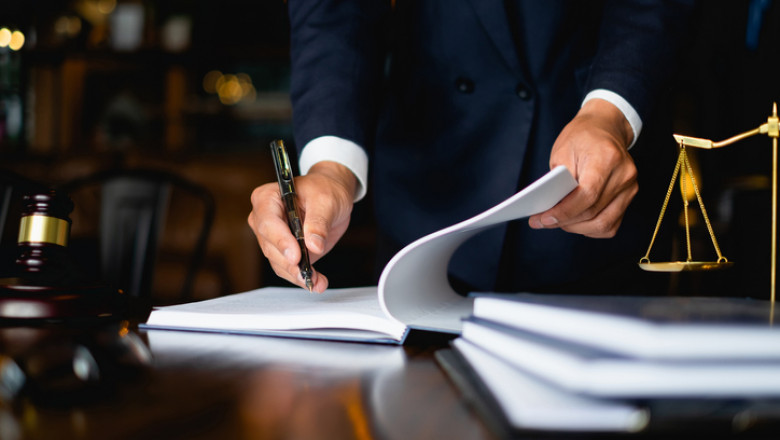 Where can I find the best defense lawyer?