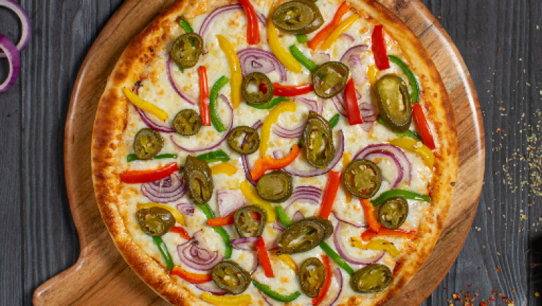 Making the most flavorful Basil and Pepper Pizza, tips by Basil Pizzeria