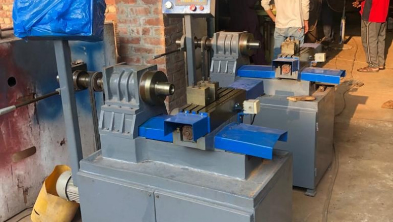 Mini CNC Lathe