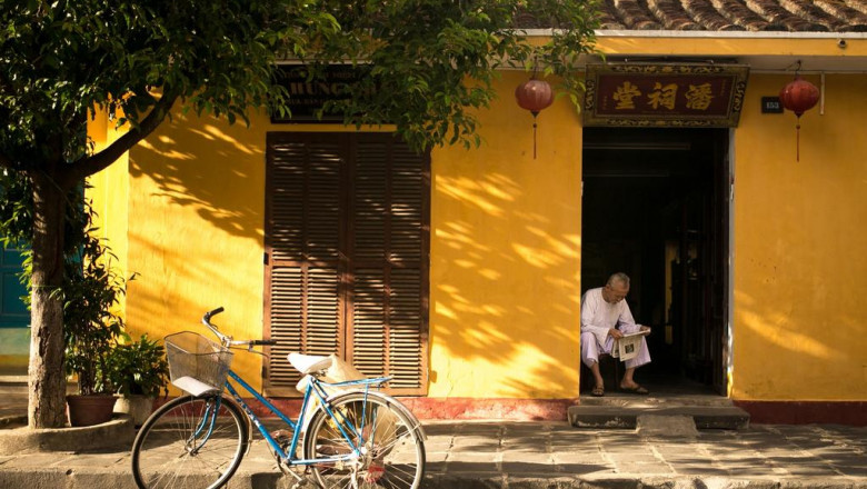 10 things steve jobs can teach us about narrow kitchen tables for small spaces