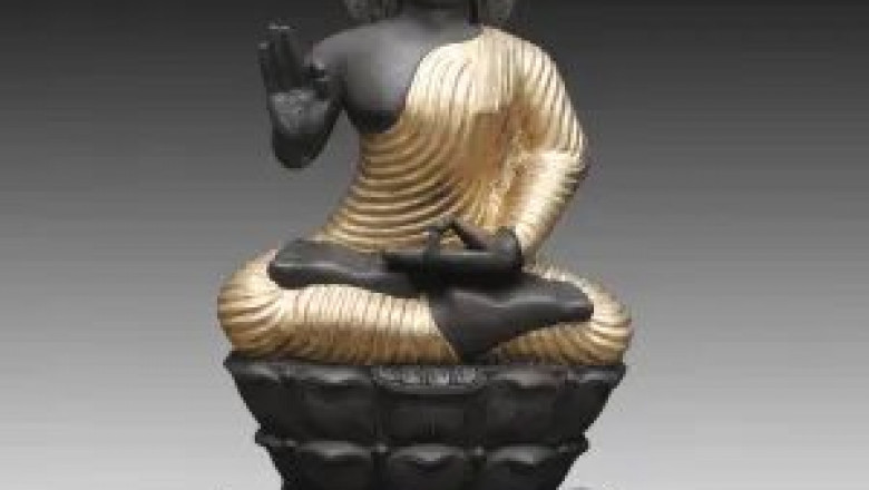 Buy customized Wooden Painted Buddha Idols | Wooden Buddha Statues Online | Buddha Sculpture Manufacturer