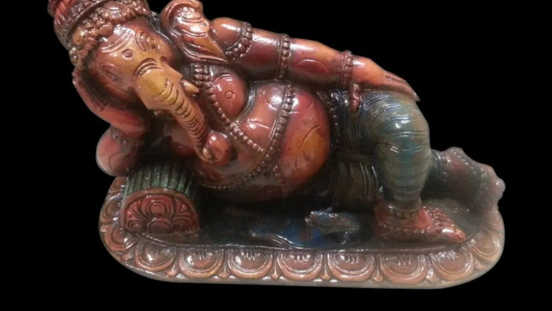 Saina Ganesha Antique Sculpture Online | Customized Antique Wooden Ganesha Sculpture | Buy Indian Ganesh Murti Statues