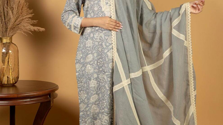 Best light grey cotton printed kurta with pants and dupatta - Set of 3