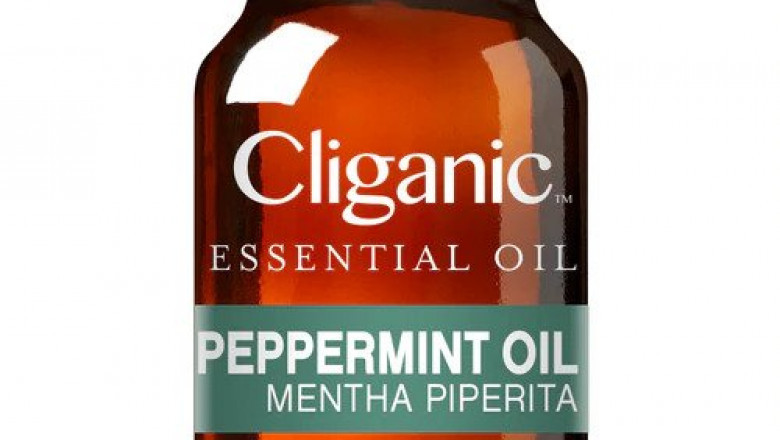 7 ESSENTIAL OILS YOU HAVE TO TRY NOW FOR HEALTHY GLOWING SKIN