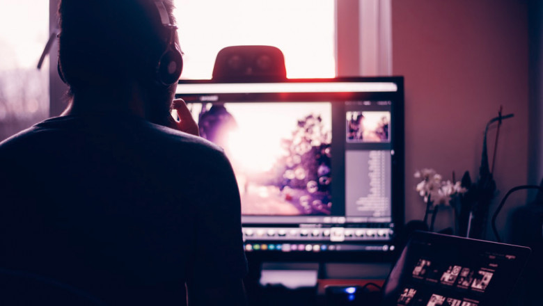 4 Top Reasons To Use Photoshop Services In Digital Advertising