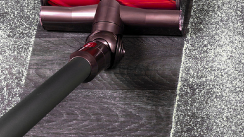 How can a carpet be cleaned without harmful chemical use?