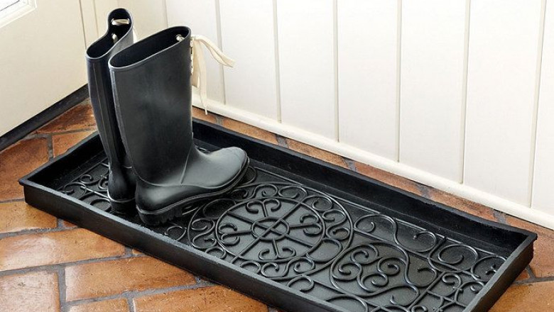 How Rubber Boot Trays are Beneficial?
