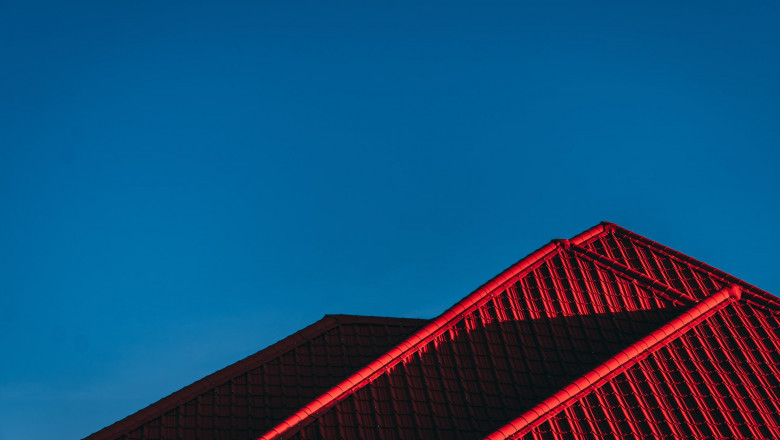 What Is the Impact of Solar Panels on Your Roof?