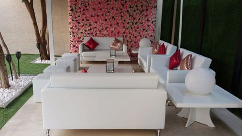 5 Reasons to Rent Furniture for Your Upcoming Event