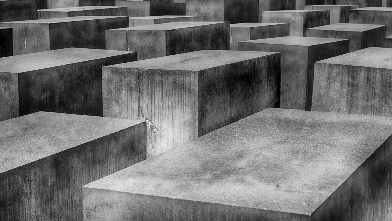 Employ a Concrete Contractor and Beautify Your Home