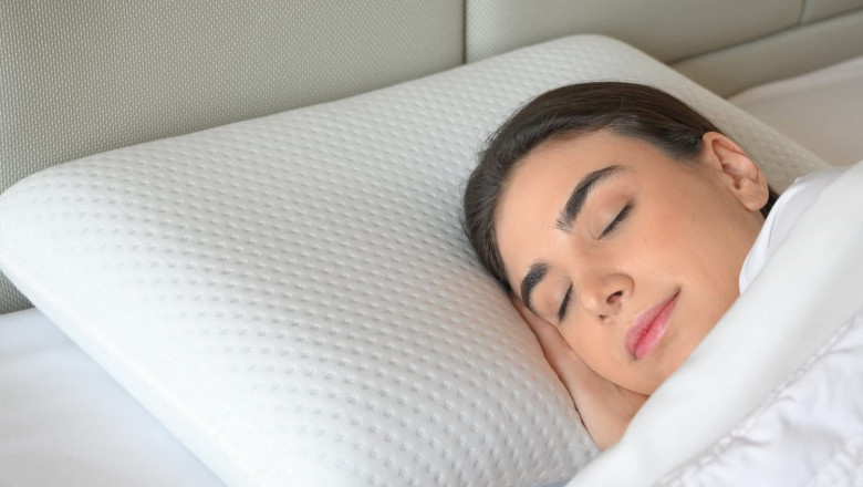 How To Use A Cervical Pillow For Better Sleep