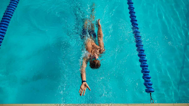 SWIMMING WORKOUTS IN WINTER ARE A PERFECT CARDIO ALTERNATIVE
