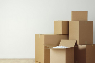 Facilitate your loyal customers by providing cardboard boxes