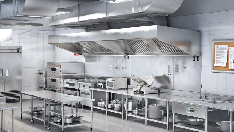 HOW TO CHOOSE THE RIGHT STAINLESS STEEL BENCHES FOR YOUR BUSINESS