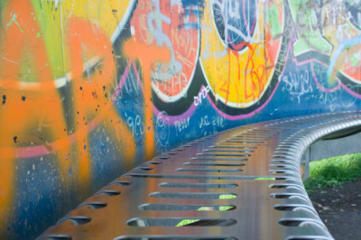 STAINLESS STEEL BENCHES WITH SPLASH BACK