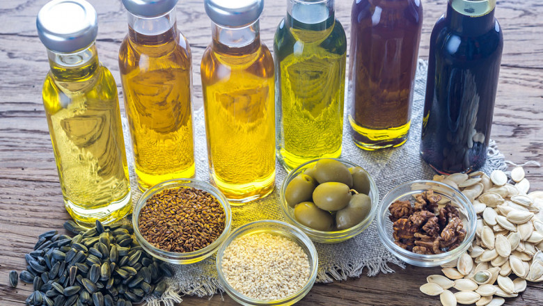 Edible oils and Fats Processing the Process of Preparing Animal and Plant Substances for Human Consumption