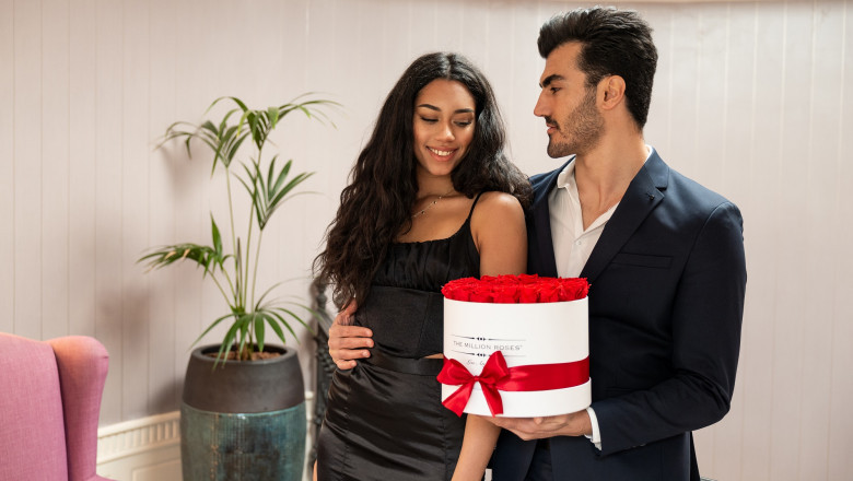 Flower Gift Ideas for Your 4th Wedding Anniversary