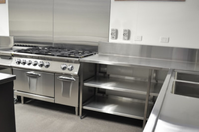 Stainless Steel Benches in the Kitchen and The Benefits