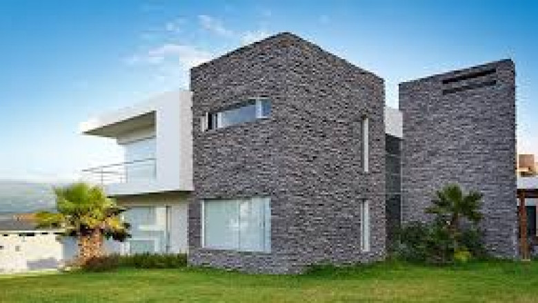 What exactly is acrylic render?