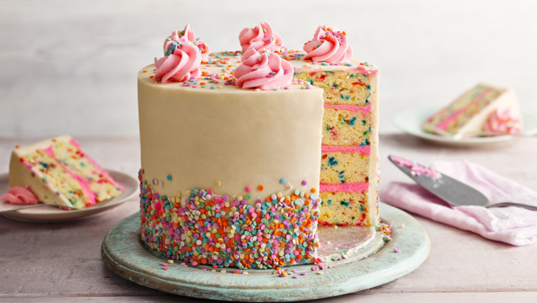 How to Decorate a Birthday Party