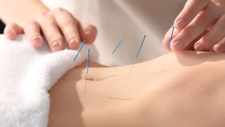 How does TCM treat muscle pain?