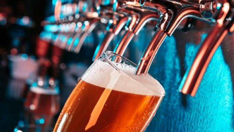 Global Draft Beer Market is Projected to reach USD 210.78 billion by 2028 at a CAGR 10.83%