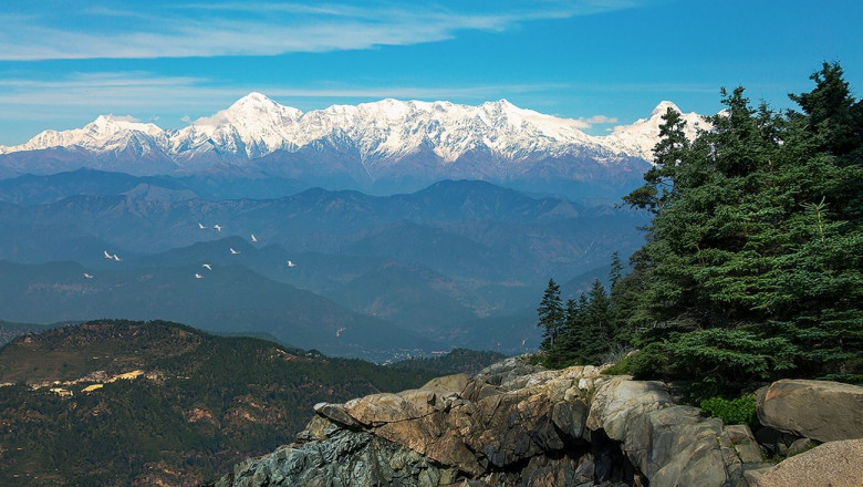 Enjoy and Explore the Wonders of East Himalayas