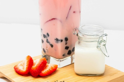 Strawberry Milk Tea - Fresh Sugar Strawberry Milk Tea