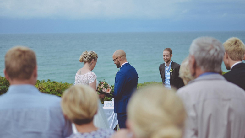 Destination Elopement Photographer in Denmark | Woodland Diaries