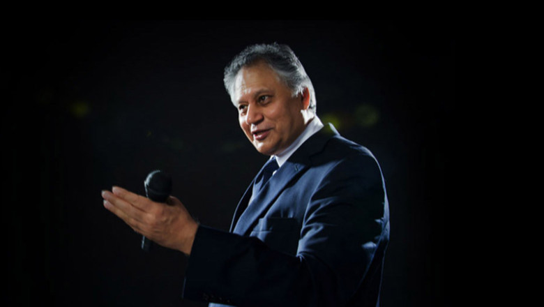 4 Ways to Develop your Personality- Shiv Khera