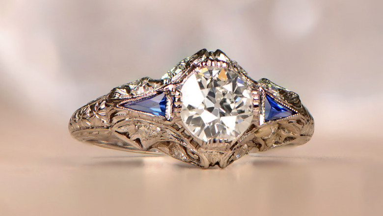 Buying Engagement Ring At Auctions-Is It Always A Good Deal?