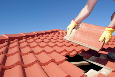 Things to keep in mind before hiring a professional roofer