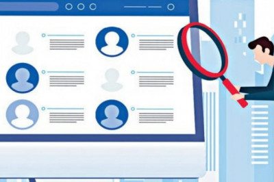 Fake Accounts on Social Media