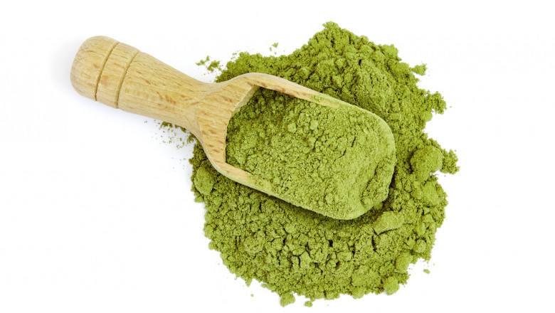 5 of the healthiest, most nutritious moringa powders you can use right now